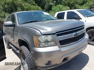 2007 Chevrolet Tahoe LT with VIN 1GNFC13007J405418, listed as a IAAI auction lot 42631830 with 225,156 mi miles and . Bid and sale history available at DreamBid. Image 1.