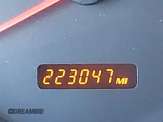 2006 Cadillac SRX z VIN 1GYEE637760197643, wystawiony jako IAAI lot #41864261 z przebiegiem 223 047 mil mil oraz . Historia ofert i sprzedaży dostępna na DreamBid. Obrazek 7.