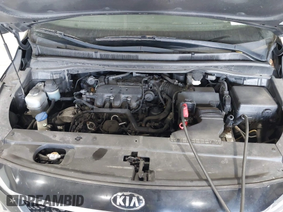 2016 Kia Sedona LX with VIN KNDMB5C10G6209405, listed as a IAAI auction lot 41849437 with 190,141 mi miles. Bid and sale history available at carsss.com. Image 10.