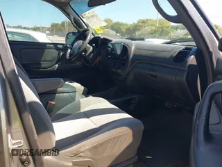 2004 Toyota Tundra SR5 with VIN 5TBET341X4S437128, listed as a IAAI auction lot 41845422 with 352,030 mi miles and . Bid and sale history available at DreamBid. Image 5.