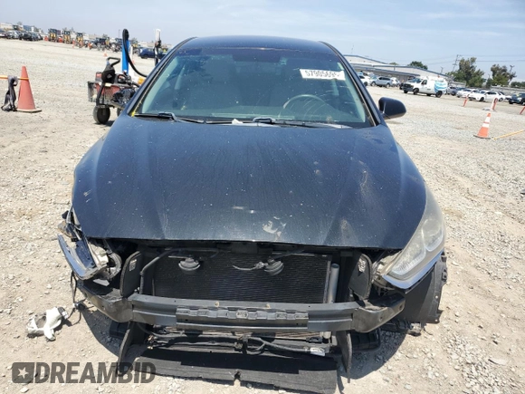2018 Hyundai Sonata SE z VIN 5NPE24AF2JH624445, wystawiony jako Copart lot #57905695 z przebiegiem 68 785 mil mil oraz Szkoda całkowita • Salvage title. Historia ofert i sprzedaży dostępna na DreamBid. Obrazek 5.