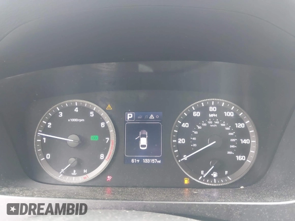 2015 Hyundai Sonata SE z VIN 5NPE24AFXFH150090, wystawiony jako IAAI lot #42341428 z przebiegiem 133 157 mil mil oraz . Historia ofert i sprzedaży dostępna na DreamBid. Obrazek 7.