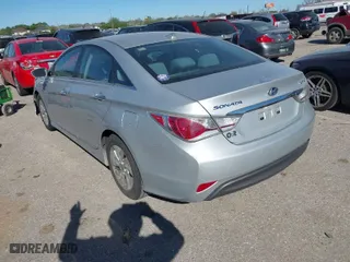 2014 Hyundai Sonata Hybrid with VIN KMHEC4A48EA115075, listed as a IAAI auction lot 41841237 with 180,032 mi miles. Bid and sale history available at carsss.com. Image 3.