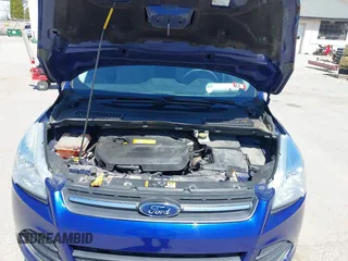 2016 Ford Escape SE with VIN 1FMCU9GX1GUB28870, listed as a IAAI auction lot 42129628 with 113,909 mi miles. Bid and sale history available at carsss.com. Image 10.