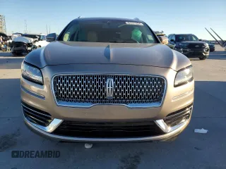 2020 Lincoln Nautilus Standard with VIN 2LMPJ6J90LBL28582, listed as a Copart auction lot 81771224 with 68,204 mi miles and Salvage title. Bid and sale history available at DreamBid. Image 5.