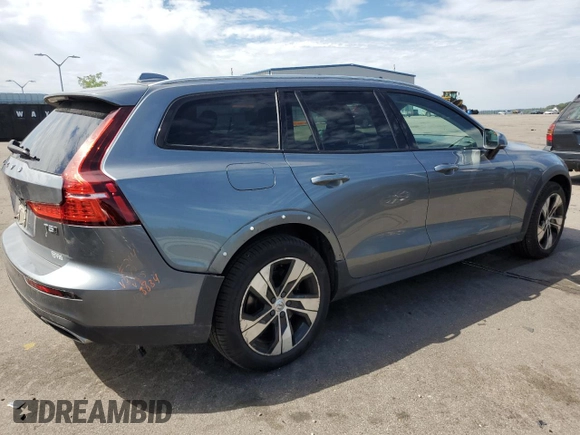 2020 Volvo V60 z VIN YV4102WKXL1042938, wystawiony jako Copart lot #64123133 z przebiegiem 31 611 mil mil oraz . Historia ofert i sprzedaży dostępna na DreamBid. Obrazek 3.