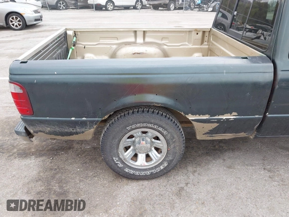 2004 Ford Ranger XLT Appearance with VIN 1FTYR44E64PA11961, listed as a IAAI auction lot 41931669 with 205,585 mi miles. Bid and sale history available at carsss.com. Image 6.