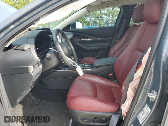 2023 Mazda CX-30 S Carbon Edition с VIN 3MVDMBCM9PM517237, выставлен на аукционе Copart как лот 55773945 с пробегом 17 724 миль миль и Списание • Salvage title. История ставок и продаж доступна на DreamBid. Изображение 7.