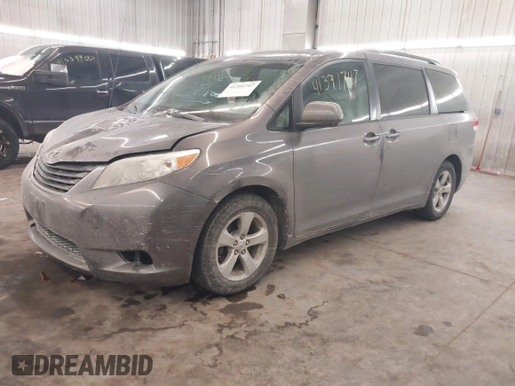 2011 Toyota Sienna LE AAS with VIN 5TDKK3DC6BS146668, listed as a IAAI auction lot 41391747 with 223,365 mi miles. Bid and sale history available at carsss.com. Image 18.