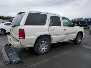 2003 Cadillac Escalade z VIN 1GYEC63T93R208877, wystawiony jako Copart lot #83894424 z przebiegiem 160 530 mil mil oraz Szkoda całkowita • Salvage title. Historia ofert i sprzedaży dostępna na DreamBid. Obrazek 3.