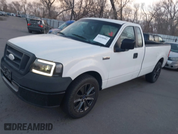 2007 Ford F-150 XL with VIN 1FTRF12W77KC18979, listed as a IAAI auction lot 41698981 with 114,271 mi miles. Bid and sale history available at carsss.com. Image 2.