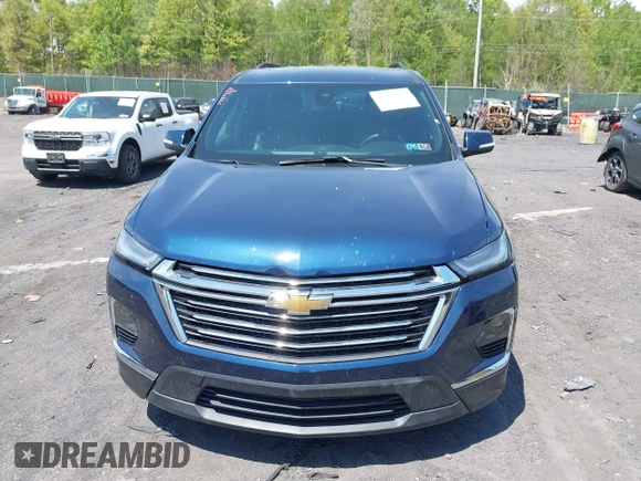 2023 Chevrolet Traverse LT z VIN 1GNEVHKWXPJ264538, wystawiony jako IAAI lot #42252033 z przebiegiem 25 321 mil mil oraz . Historia ofert i sprzedaży dostępna na DreamBid. Obrazek 12.