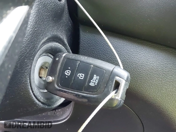 2020 Hyundai Santa Fe SE z VIN 5NMS23AD3LH155930, wystawiony jako IAAI lot #42155889 z przebiegiem 64 441 mil mil oraz . Historia ofert i sprzedaży dostępna na DreamBid. Obrazek 11.