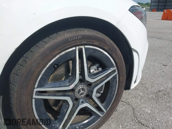 2020 Mercedes-Benz CLA 250 with VIN WDD5J4HB0LN060096, listed as a IAAI auction lot 42220909 with 48,987 mi miles and . Bid and sale history available at DreamBid. Image 6.