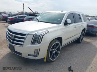 2015 Cadillac Escalade Premium with VIN 1GYS3NKJ1FR553712, listed as a IAAI auction lot 41660900 with 93,423 mi miles. Bid and sale history available at carsss.com. Image 2.