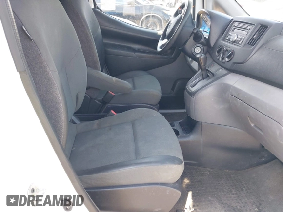 2016 Nissan NV200 S with VIN 3N6CM0KN7GK699055, listed as a IAAI auction lot 42393924 with 50,580 mi miles and . Bid and sale history available at DreamBid. Image 8.