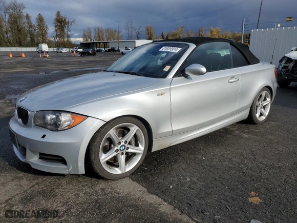 2008 BMW 1 Series 135i with VIN WBAUN93528VF55237, listed as a Copart auction lot 81939914 with 109,031 mi miles and Salvage Title. Bid and sale history available at carsss.com. Image 1.