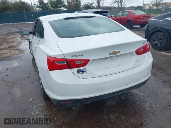 2018 Chevrolet Malibu LT with VIN 1G1ZD5ST0JF100011, listed as a IAAI auction lot 41738471 with 130,000 mi miles. Bid and sale history available at carsss.com. Image 3.