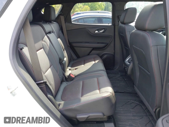 2024 Chevrolet Blazer RS z VIN 3GNKBKRSXRS143036, wystawiony jako IAAI lot #42117715 z przebiegiem 16 093 mil mil oraz . Historia ofert i sprzedaży dostępna na DreamBid. Obrazek 8.