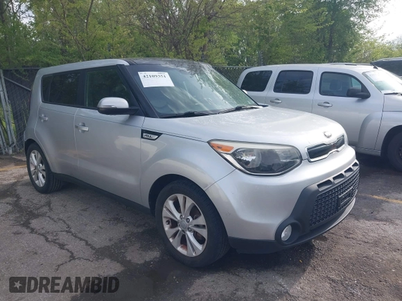 2014 Kia Soul + with VIN KNDJP3A58E7704120, listed as a IAAI auction lot 42109351 with 145,103 mi miles. Bid and sale history available at carsss.com. Image 1.