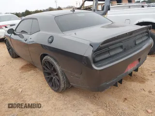 2022 Dodge Challenger R/T Scat Pack z VIN 2C3CDZFJ1NH108673, wystawiony jako IAAI lot #41374820 z przebiegiem 73 104 mil mil oraz . Historia ofert i sprzedaży dostępna na DreamBid. Obrazek 3.