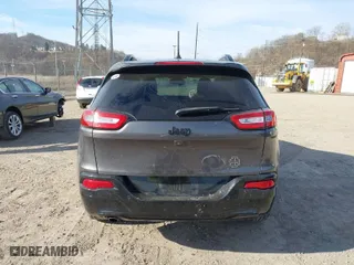 2018 Jeep Cherokee Latitude with VIN 1C4PJLCB7JD621532, listed as a IAAI auction lot 41826994 with 114,620 mi miles. Bid and sale history available at carsss.com. Image 17.