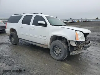 2013 GMC Yukon XL SLT with VIN 1GKS2KE74DR127036, listed as a Copart auction lot 46916615 with 211,043 mi miles and Salvage Title. Bid and sale history available at carsss.com. Image 4.