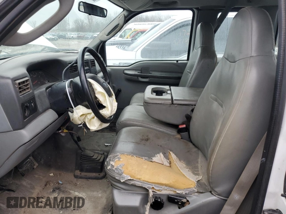 2004 Ford F-250 with VIN 1FDNX21L44ED76226, listed as a Copart auction lot 42002655 with 145,201 mi miles and Salvage title. Bid and sale history available at DreamBid. Image 7.