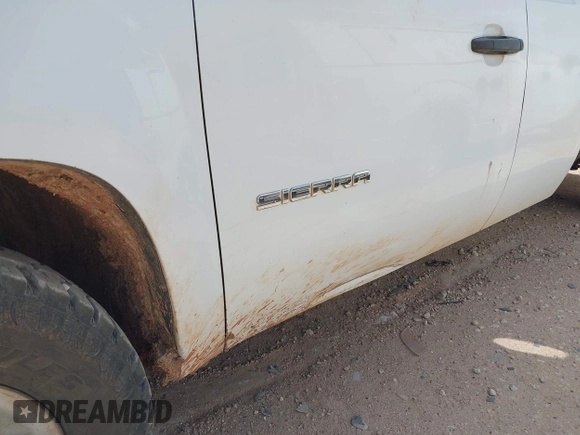 2010 GMC Sierra 1500 with VIN 1GTSKTE08AZ259166, listed as a IAAI auction lot 41846661 with 173,870 mi miles and . Bid and sale history available at DreamBid. Image 18.