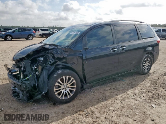 2020 Toyota Sienna XLE Auto Access Seat z VIN 5TDYZ3DC3LS081091, wystawiony jako Copart lot #60678655 z przebiegiem 121 443 mil mil oraz Szkoda całkowita • Salvage title. Historia ofert i sprzedaży dostępna na DreamBid. Obrazek 1.