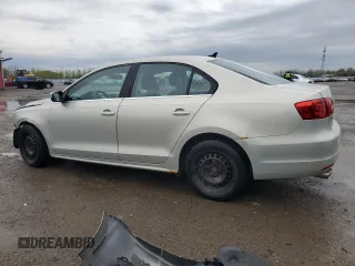 2012 Volkswagen Jetta SEL с VIN 3VWLX7AJ0CM310270, выставлен на аукционе Copart как лот 52650845 с пробегом 121 611 миль миль и Списание • Salvage title. История ставок и продаж доступна на DreamBid. Изображение 2.