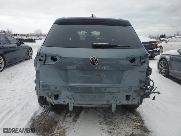 2023 Volkswagen Tiguan SE R-Line Black with VIN 3VV8B7AX8PM096485, listed as a Copart auction lot 42932255 with 24,444 mi miles and Salvage Title. Bid and sale history available at carsss.com. Image 6.