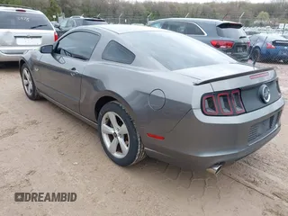 2013 Ford Mustang GT with VIN 1ZVBP8CF1D5261761, listed as a IAAI auction lot 42173607 with 76,658 mi miles and . Bid and sale history available at DreamBid. Image 3.