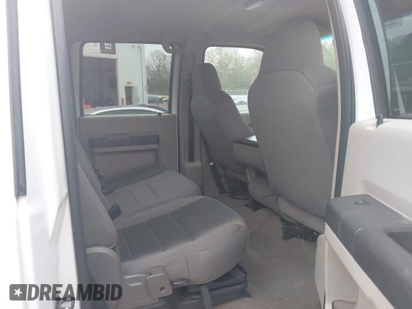 2010 Ford Super Duty F-250 SRW XL with VIN 1FTSW2BY2AEA60565, listed as a IAAI auction lot 41714262 with 177,014 mi miles. Bid and sale history available at carsss.com. Image 8.