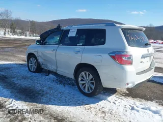 2010 Toyota Highlander Hybrid with VIN JTEBW3EH7A2041461, listed as a IAAI auction lot 41404907 with 192,670 mi miles. Bid and sale history available at carsss.com. Image 3.