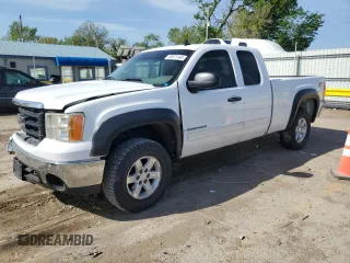 2008 GMC Sierra 1500 SLE1 z VIN 1GTEK19048Z151648, wystawiony jako Copart lot #53971145 z przebiegiem 206 823 mil mil oraz Szkoda całkowita • Salvage title. Historia ofert i sprzedaży dostępna na DreamBid. Obrazek 1.