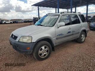 1998 Honda CR-V LX with VIN JHLRD1745WC094753, listed as a Copart auction lot 48888575 with 298,615 mi miles and Salvage Title. Bid and sale history available at carsss.com. Image 1.