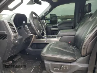 2019 Ford F-450 XL с VIN 1FT8W4DT6KEG37025, выставлен на аукционе Copart как лот 51177235 с пробегом 163 262 миль миль и Списание • Salvage title. История ставок и продаж доступна на DreamBid. Изображение 7.