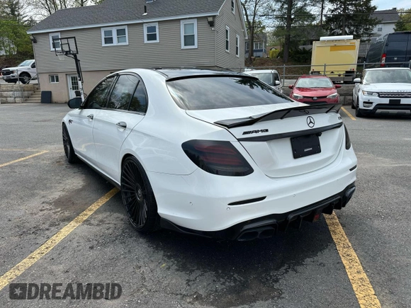 2019 Mercedes-Benz E 53 AMG with VIN WDDZF6BB7KA589865, listed as a Copart auction lot 55819215 with 83,878 mi miles and Clean Title. Bid and sale history available at DreamBid. Image 2.