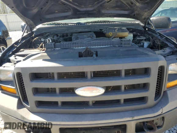 2005 Ford F-250 XL с VIN 1FTSX21585ED28951, выставлен на аукционе Copart как лот 55117845 с пробегом Не указан миль и Чистый • Clean title. История ставок и продаж доступна на DreamBid. Изображение 11.