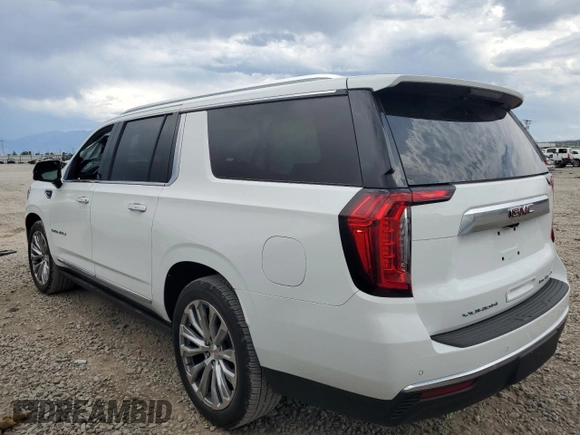 2022 GMC Yukon XL Denali with VIN 1GKS2JKT0NR233416, listed as a Copart auction lot 65953424 with 29,613 mi miles and Salvage Title. Bid and sale history available at carsss.com. Image 2.