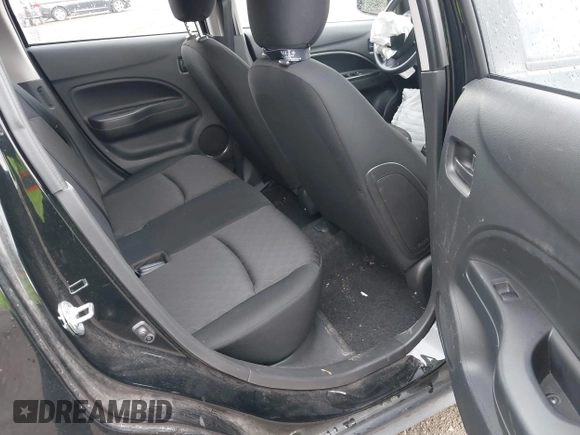 2022 Mitsubishi Mirage ES z VIN ML32AUHJXNH009861, wystawiony jako IAAI lot #42240241 z przebiegiem 47 041 mil mil oraz . Historia ofert i sprzedaży dostępna na DreamBid. Obrazek 8.