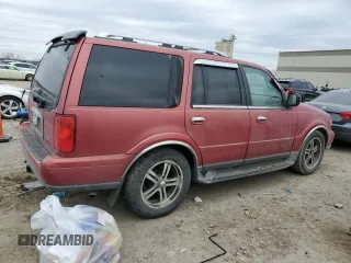 2001 Lincoln Navigator with VIN 5LMEU27R81LJ23306, listed as a Copart auction lot 44367495 with 220,225 mi miles and Salvage title. Bid and sale history available at DreamBid. Image 3.
