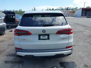 2019 BMW X5 xDrive40i with VIN 5UXCR6C51KLK83456, listed as a IAAI auction lot 42027389 with 94,332 mi miles and . Bid and sale history available at DreamBid. Image 16.