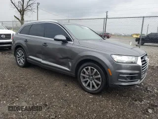 2018 Audi Q7 Prestige with VIN WA1VAAF78JD034124, listed as a Copart auction lot 54391935 with 120,946 mi miles and Salvage title. Bid and sale history available at DreamBid. Image 4.