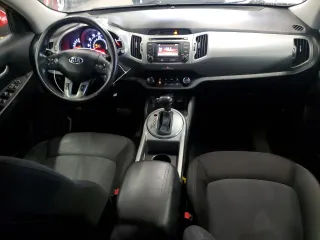 2015 Kia Sportage LX z VIN KNDPB3AC5F7743921, wystawiony jako Copart lot #57793315 z przebiegiem 97 948 mil mil oraz Czysty tytuł • Clean title. Historia ofert i sprzedaży dostępna na DreamBid. Obrazek 8.