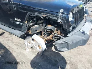 2015 Jeep Wrangler Unlimited Sahara with VIN 1C4BJWEGXFL506361, listed as a IAAI auction lot 41865418 with 80,841 mi miles. Bid and sale history available at carsss.com. Image 6.