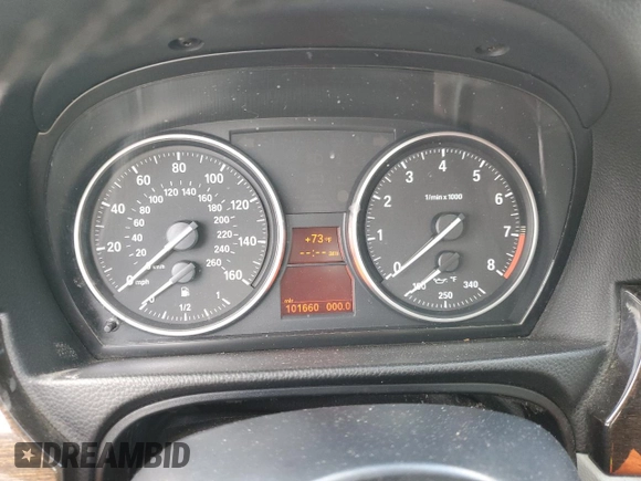 2011 BMW 3 Series 328i with VIN WBAKE3C59BE557785, listed as a Copart auction lot 85659704 with 101,660 mi miles and Salvage Title. Bid and sale history available at carsss.com. Image 9.