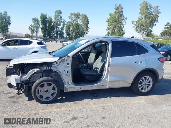 2020 Ford Escape SE с VIN 1FMCU0G60LUA78539, выставлен на аукционе IAAI как лот 42316567 с пробегом 39 384 миль миль и . История ставок и продаж доступна на DreamBid. Изображение 15.