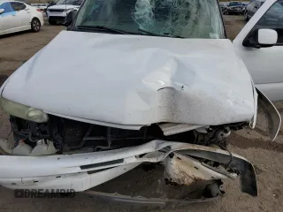 2004 Chevrolet Suburban Z71 with VIN 3GNFK16Z14G225097, listed as a Copart auction lot 55961695 with Not provided miles and Non repairable. Bid and sale history available at DreamBid. Image 11.